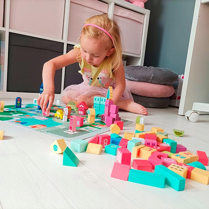 BlockCity, komplet kock različnih oblik s priročno škatlo in podlogo za igro - Image 7