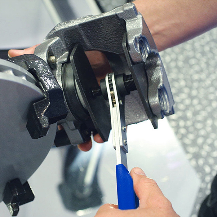 BrakeSwitch, pripomoček za enostavno menjavo zavor - Image 2
