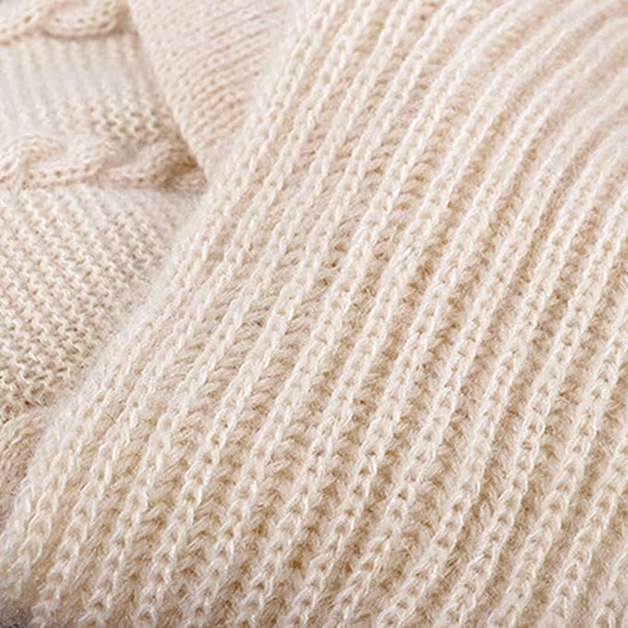 CapScarf, ženska zimska kapa z všitim šalom - Image 6