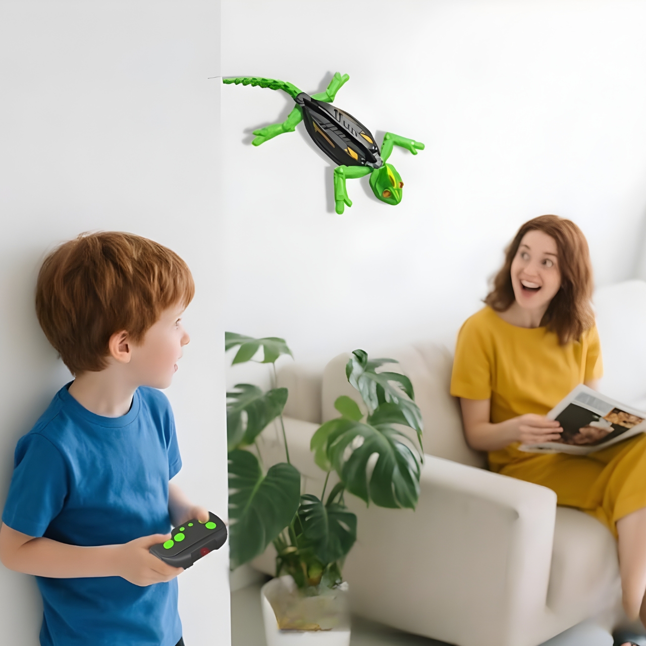 Gecko, daljinsko vodeni kuščar, ki pleza po tleh in stenah - Image 9