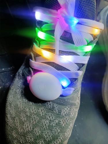 Vezalke imajo 4 načine delovanja led lučk – hitro utripanje, počasno utripanje, stalno svetenje in ugasnjen način.