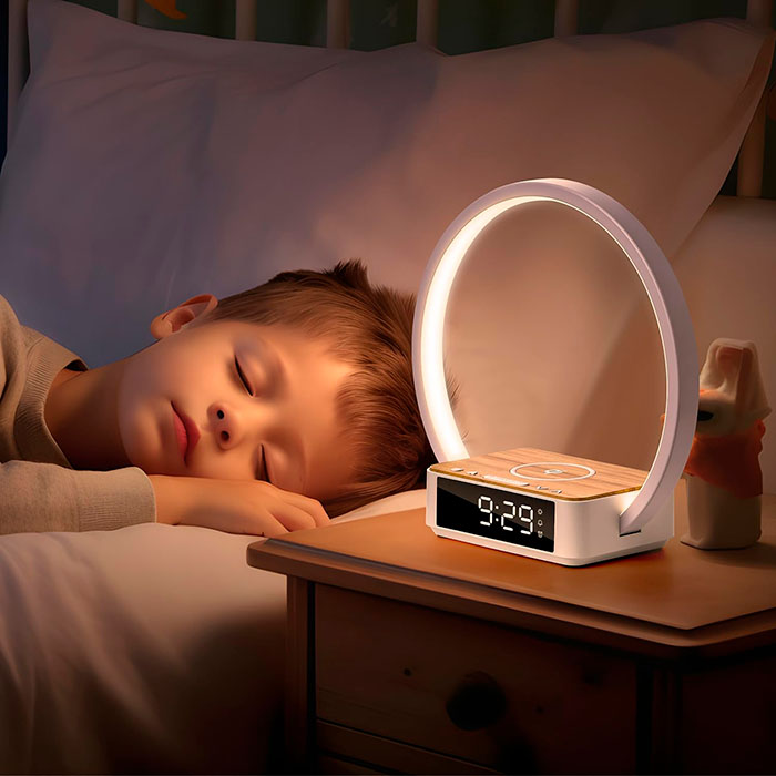 Led svetilka omogoča upravljanje na dotik!